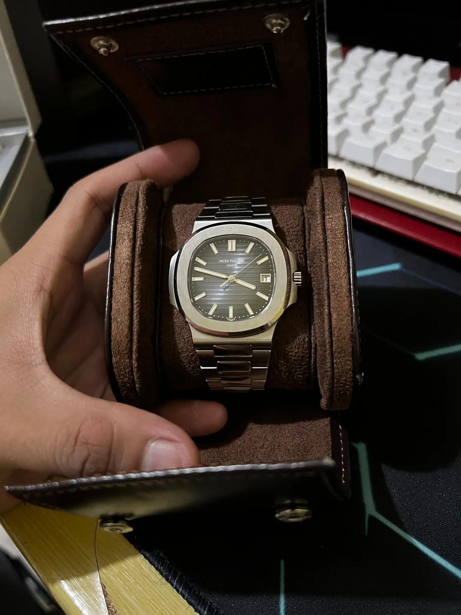 Megérkezett Datejust — lünetta részlet